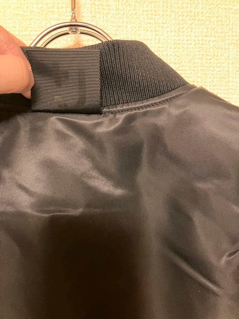 26年復刻 UNIQLO+J ハイブリッドダウンオーバーサイズMA1 ブラックS