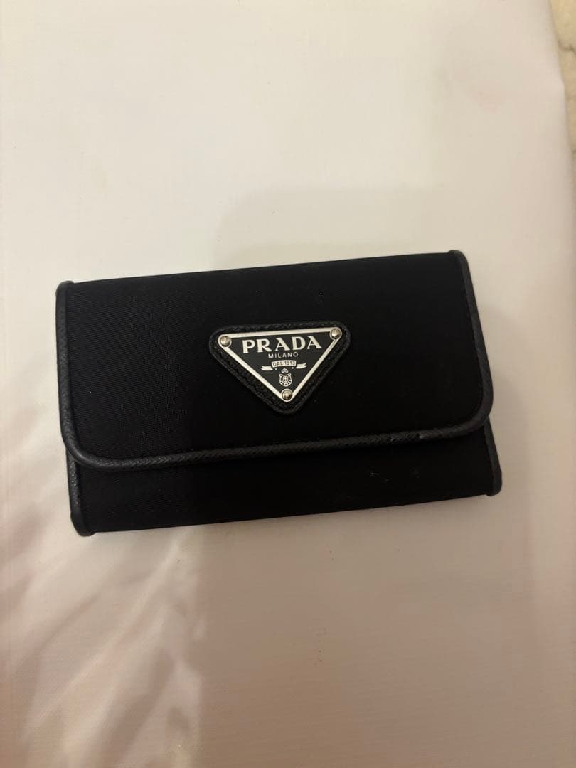 prada キーケース