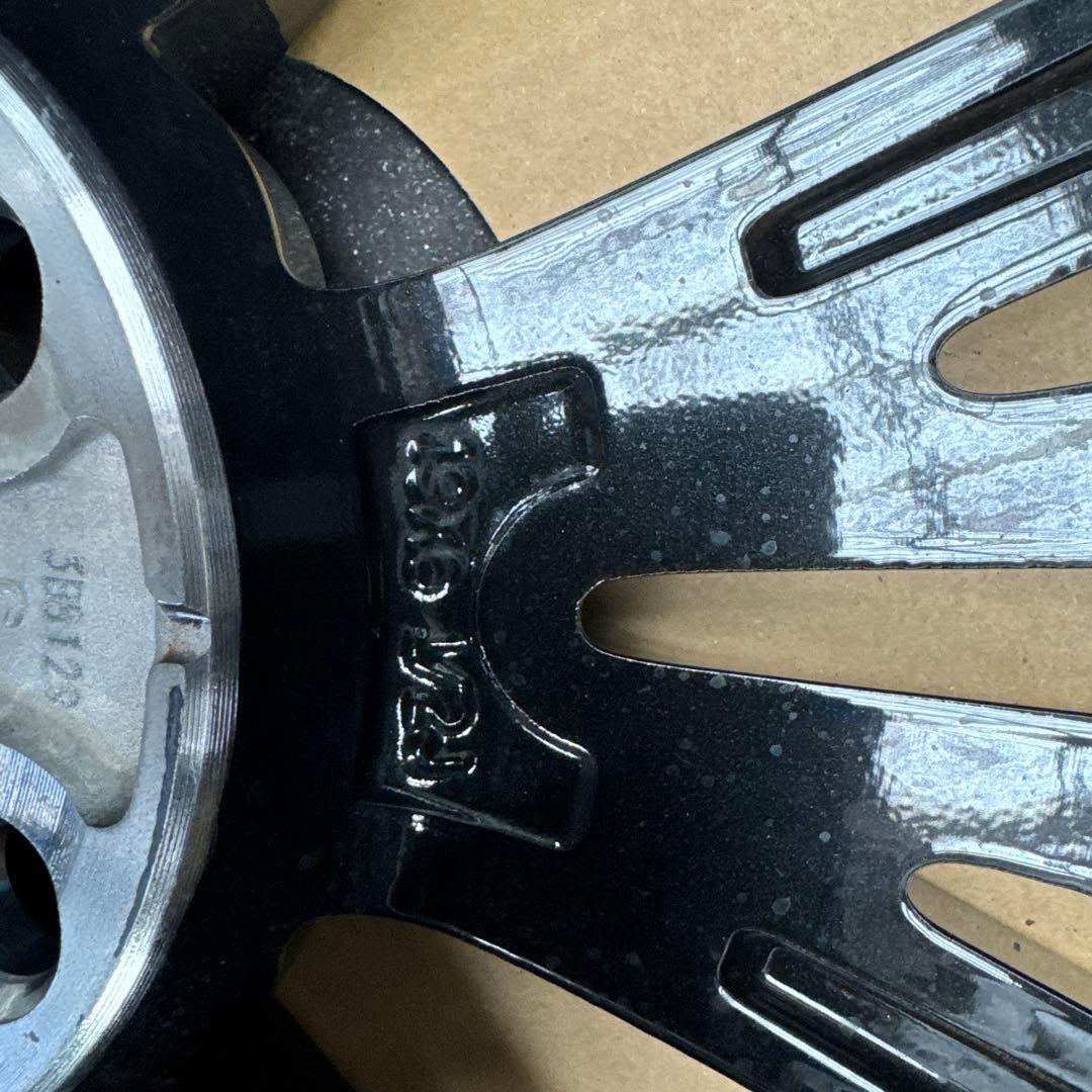 心　新型プリウス　６０プリウス　純正19インチ アルミホイール ４本