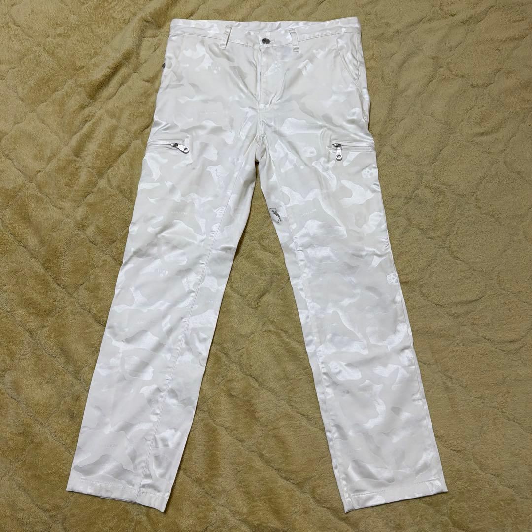 o*a様 マークアンドロナ　ホワイト　迷彩　パンツ