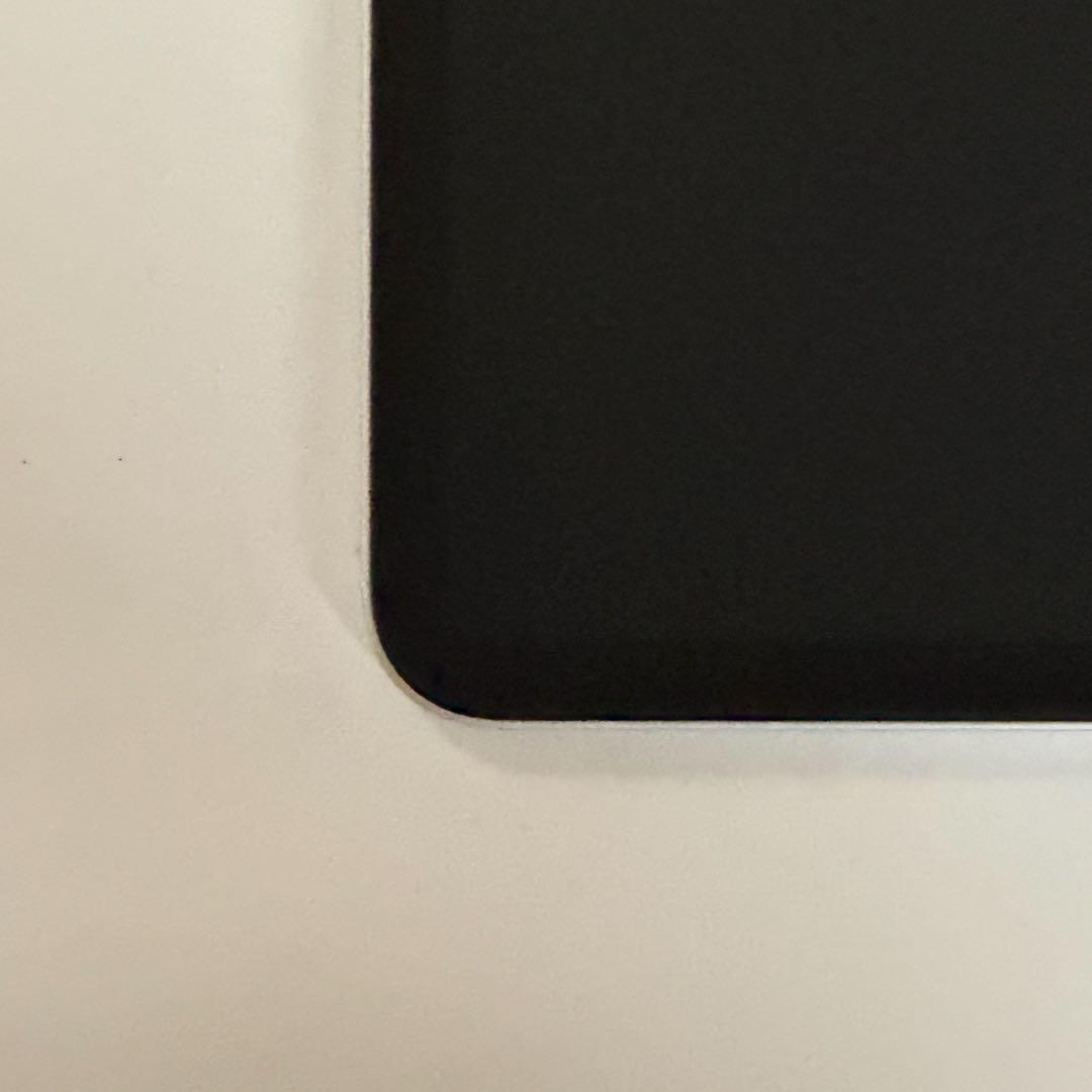 iPad 第11世代 A16 極美品 バッテリー100% 保証残あり