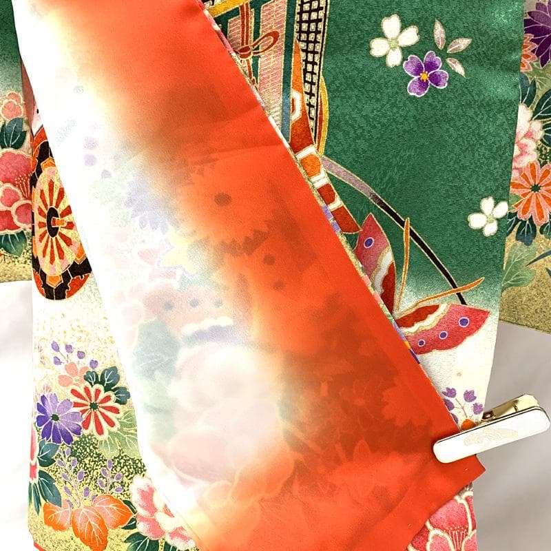 409ag1□七五三 七歳 女児 着物&袋帯&長襦袢 金彩 御所車 蝶□美品