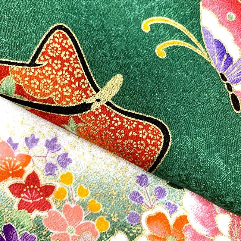 409ag1□七五三 七歳 女児 着物&袋帯&長襦袢 金彩 御所車 蝶□美品