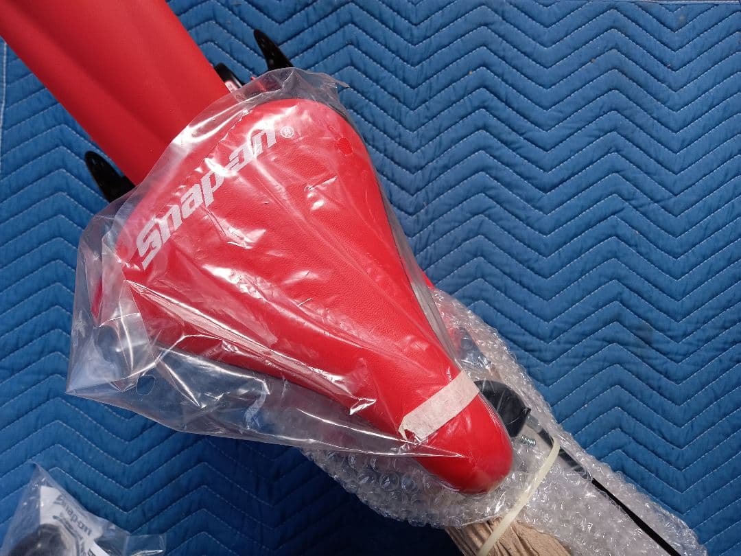 新品未使用！Snap on ファーストバイク かわいいレッド！ 幼児用自転車