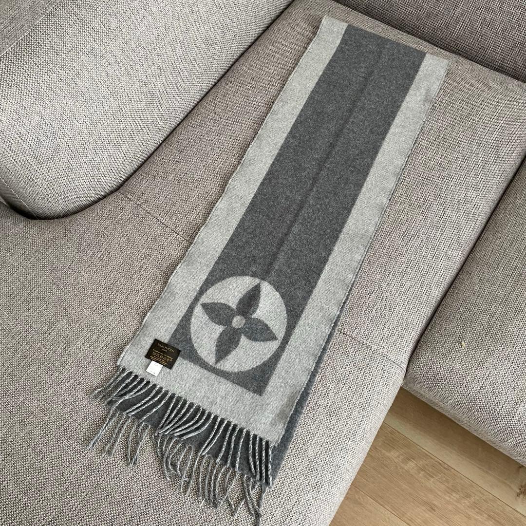 ルイ・ヴィトン M74205 グリ エシャルプ・ガーディフ マフラー ストール