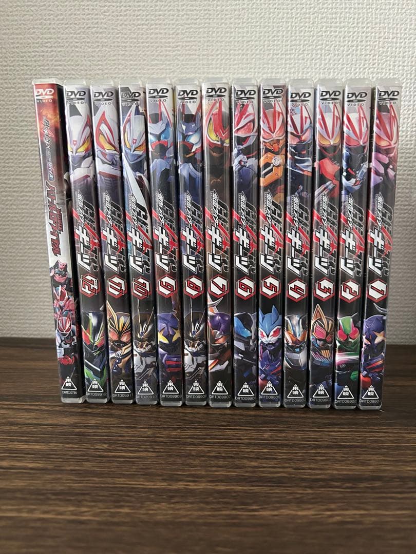 仮面ライダーギーツ　全12巻＋1巻 DVD レンタル