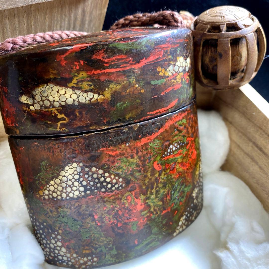 江戸時代　鮫皮蒔絵木彫根付印籠　木箱付　168g 東Y7-0306☆2Fトヒニ