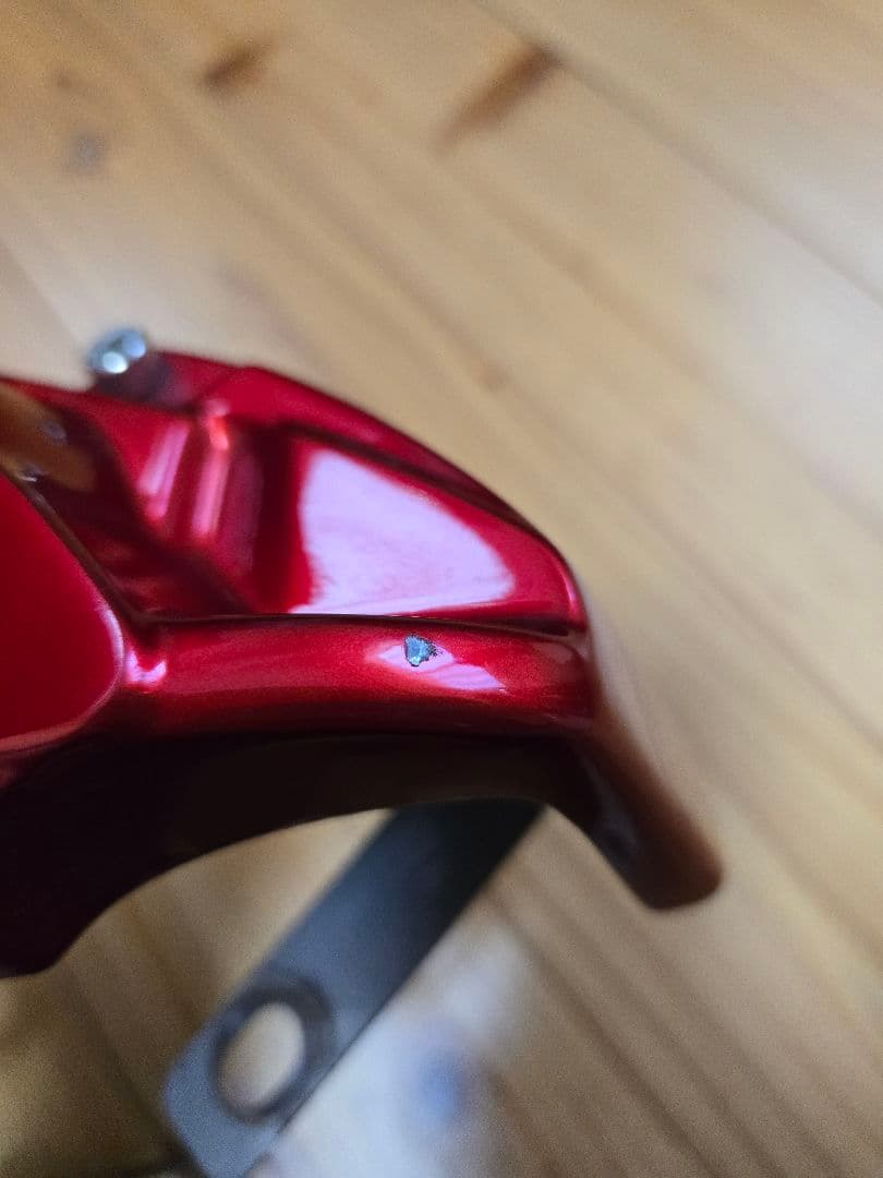 ハイエース　Gibson CAMYRA ブレーキキャリパーカバー(RED）