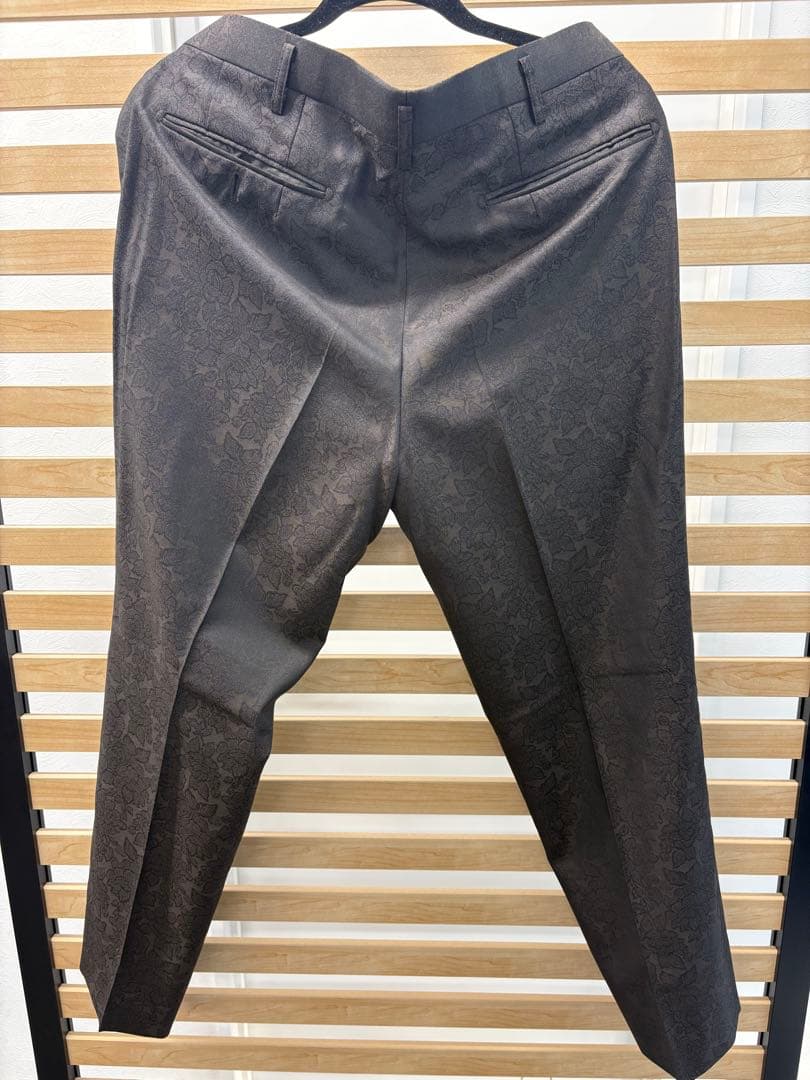 【美品】オーダーメイド イタリア製 総柄セットアップ スーツ 織り柄　高級感