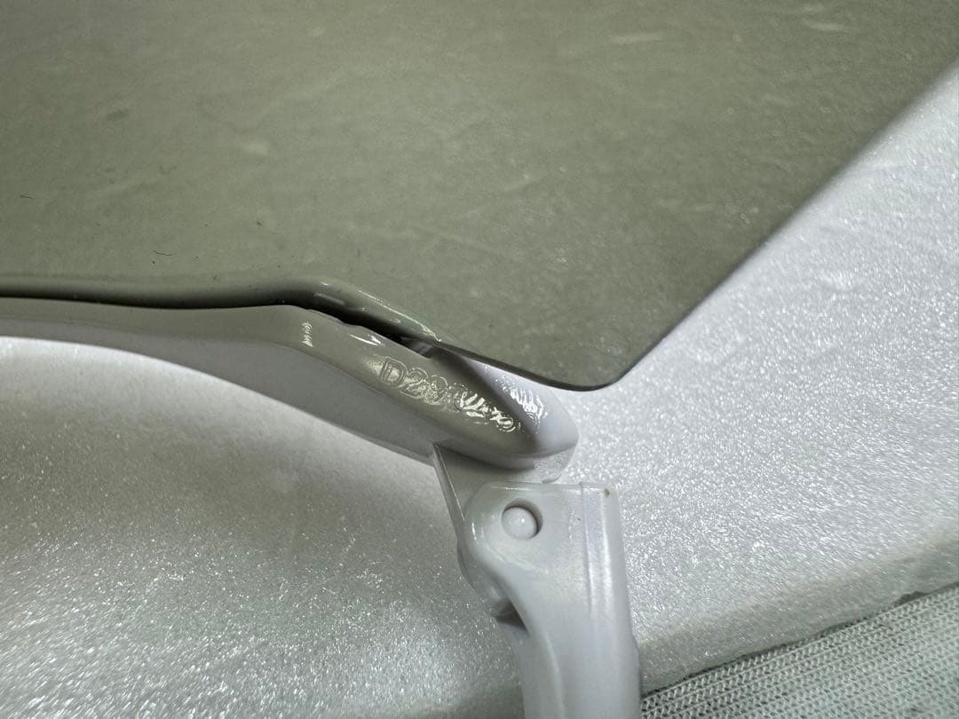 オークリー レーザーブレード　RAZOR BLADES サングラス