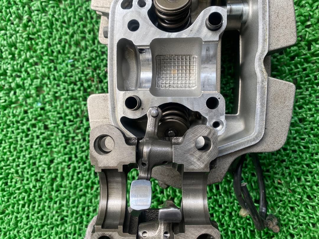 エイプ50FI 実働外し　シリンダーヘッド　インジェクション AC16AC18