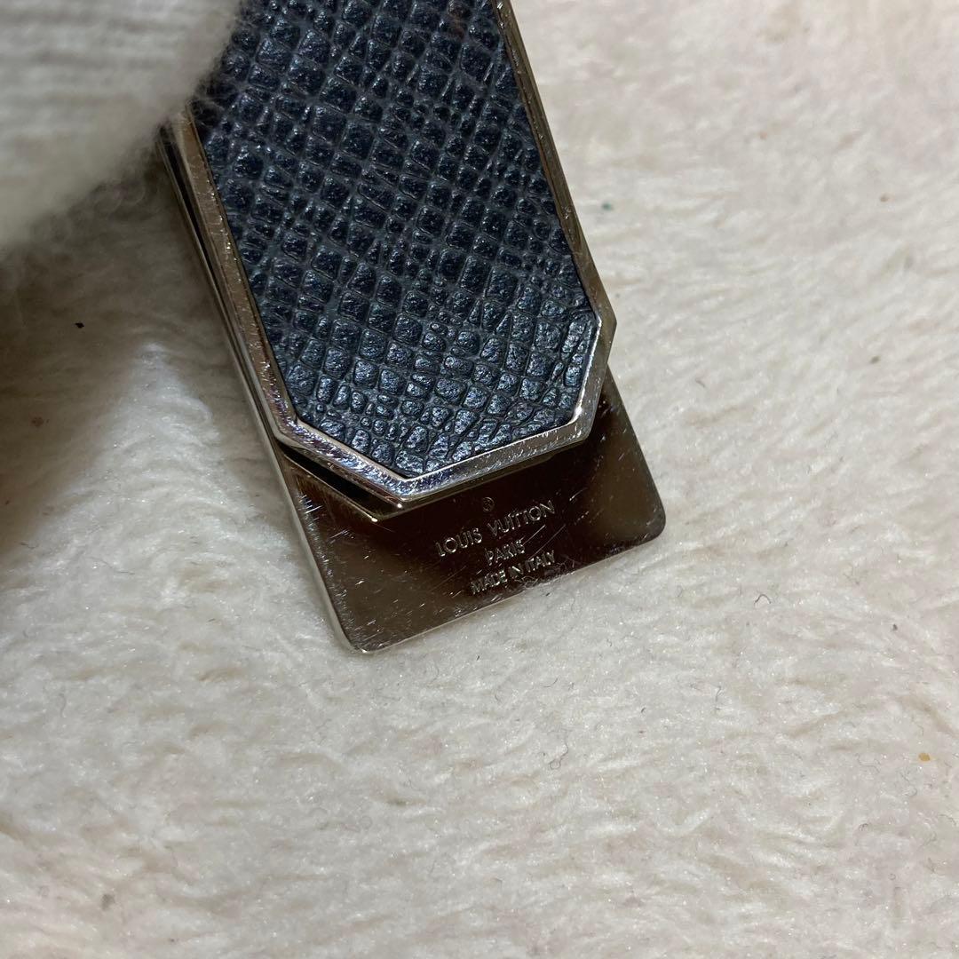 ！美品！　ルイヴィトン　マネークリップ　タイガ