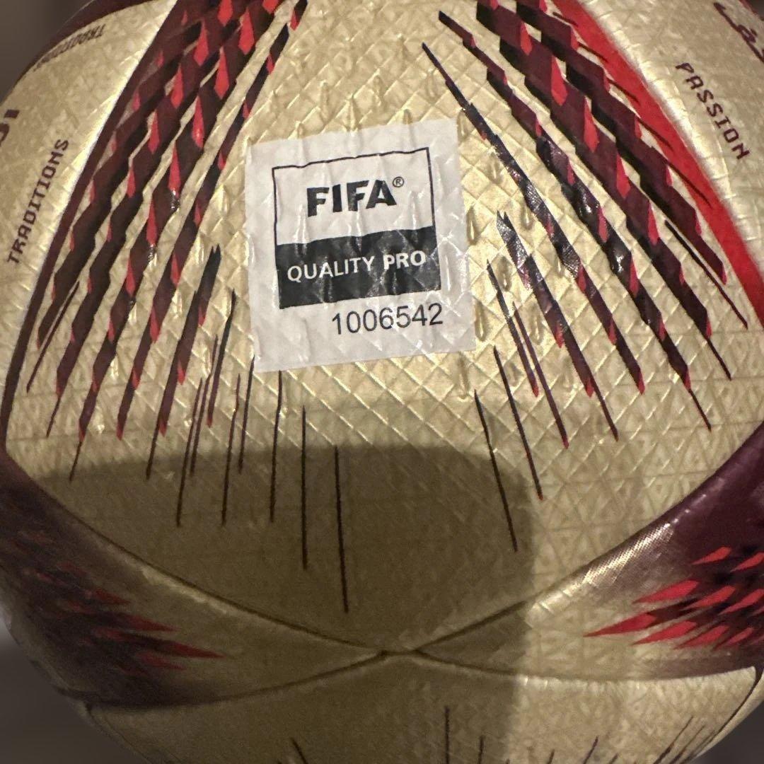 adidas アルヒルム　サッカーボール 2022公式球