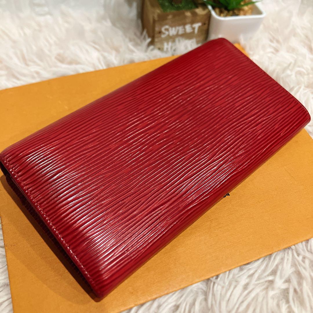 ！極美品！ ルイヴィトン エピ ポシェット ポルトモネ クレディ 長財布 レッド