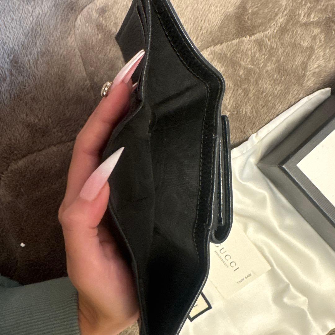 グッチ　二つ折り財布