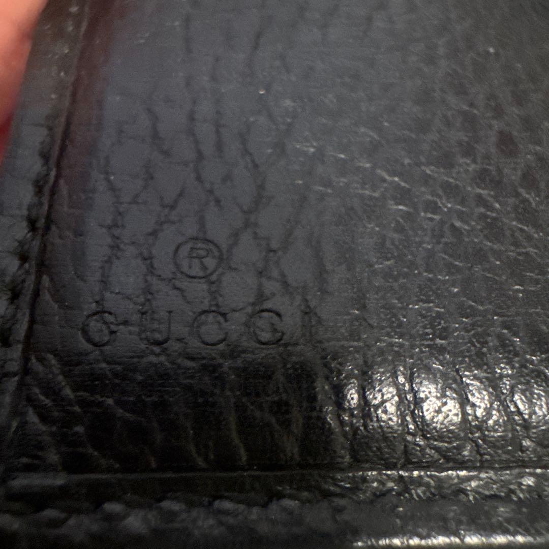 グッチ　二つ折り財布