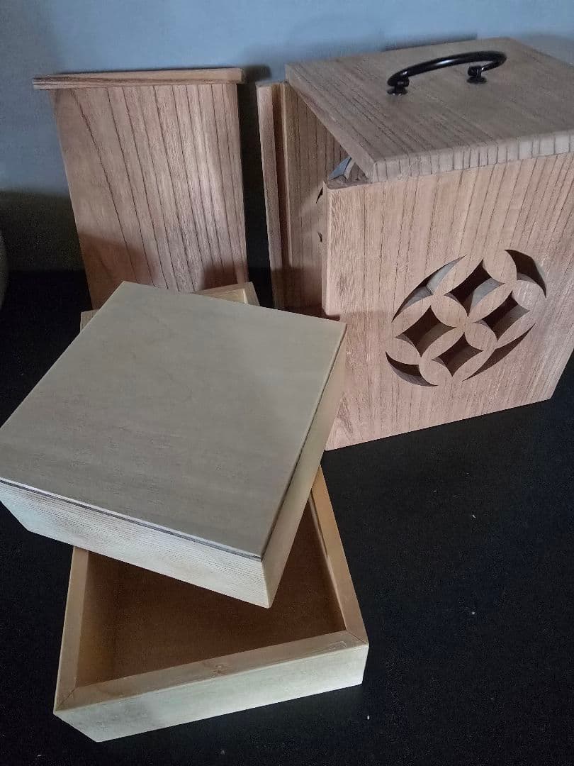 阿波民芸白木遊山箱