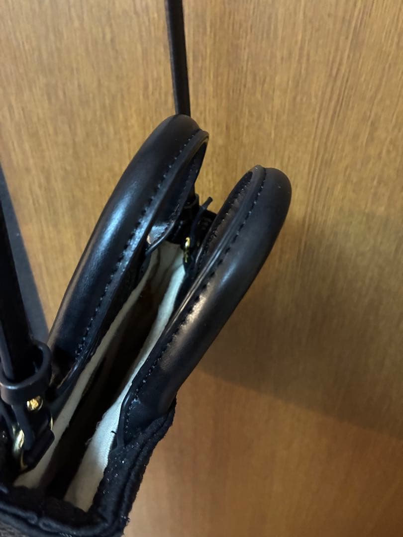 ス*プ様 ブラック ショルダーバッグ