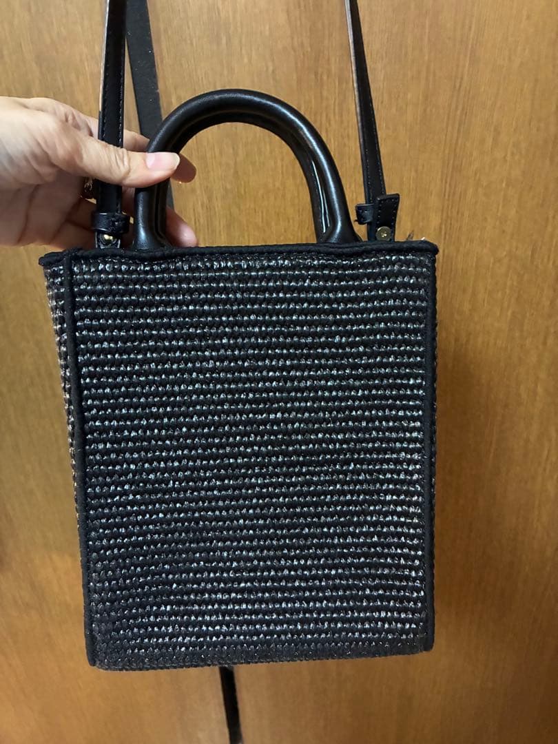 ス*プ様 ブラック ショルダーバッグ