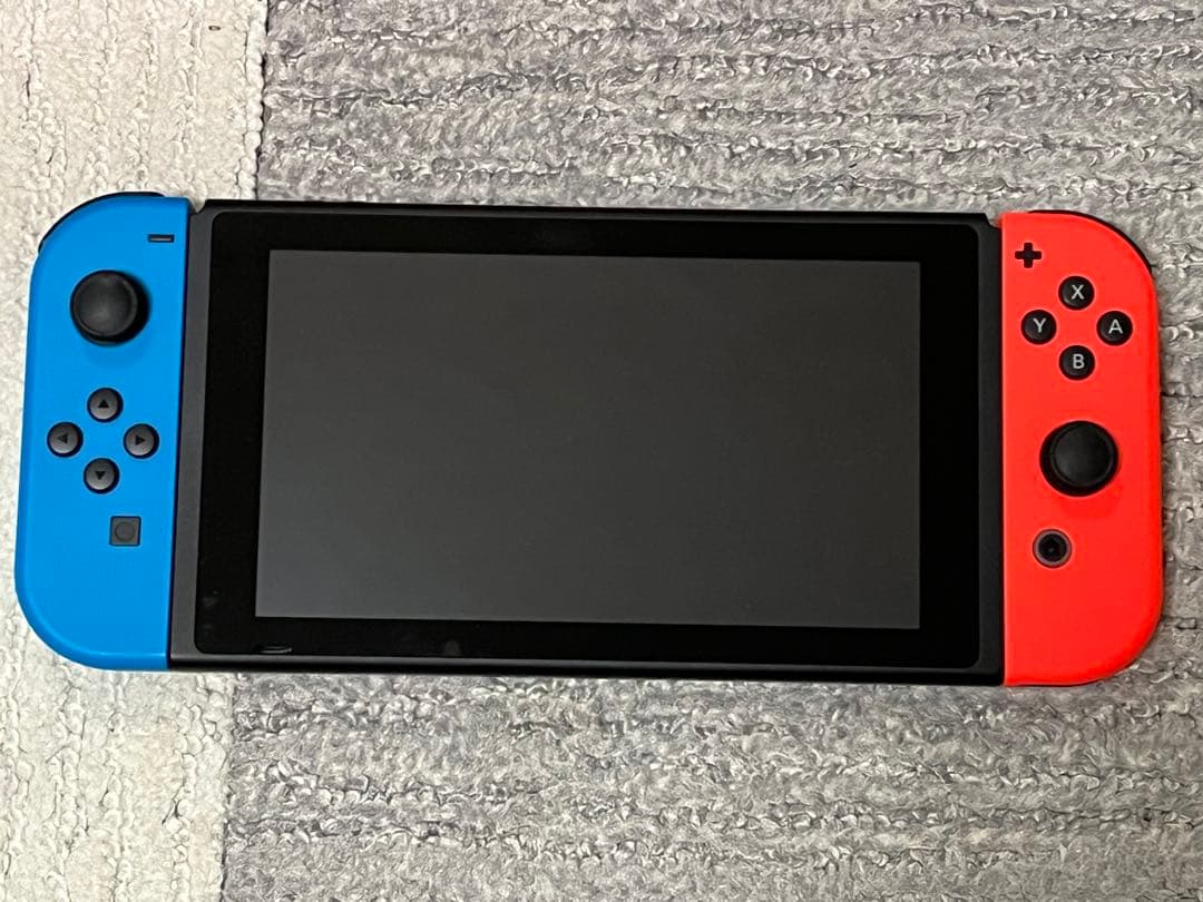 NintendoSwitch （マリオカート8デラックス付き）