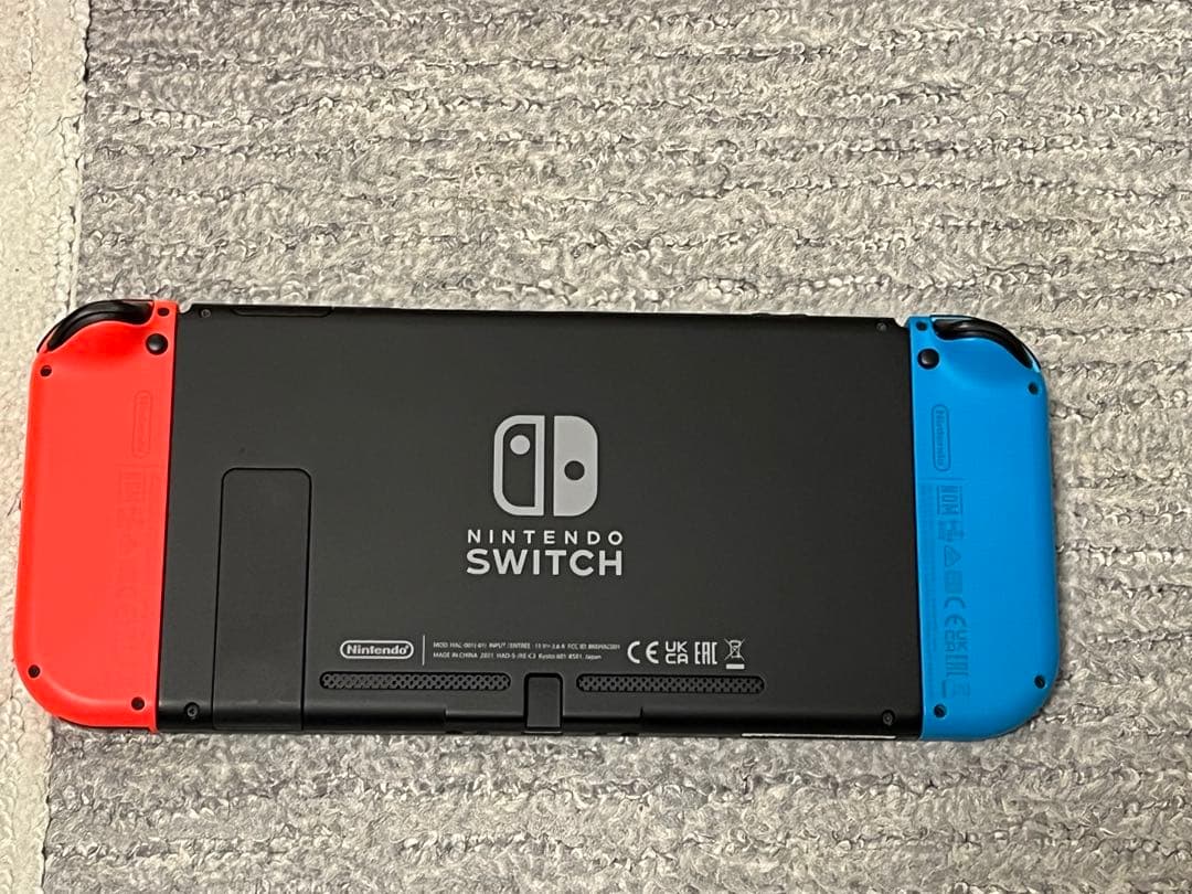 NintendoSwitch （マリオカート8デラックス付き）