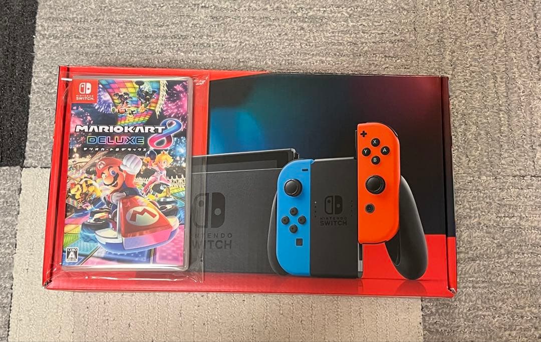 NintendoSwitch （マリオカート8デラックス付き）