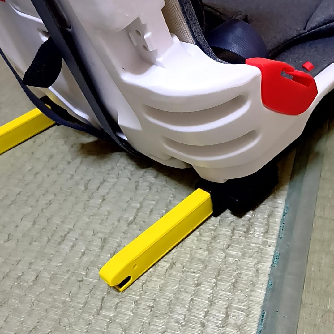 innokids チャイルドシート ジュニアシート　折り畳み　コンパクト