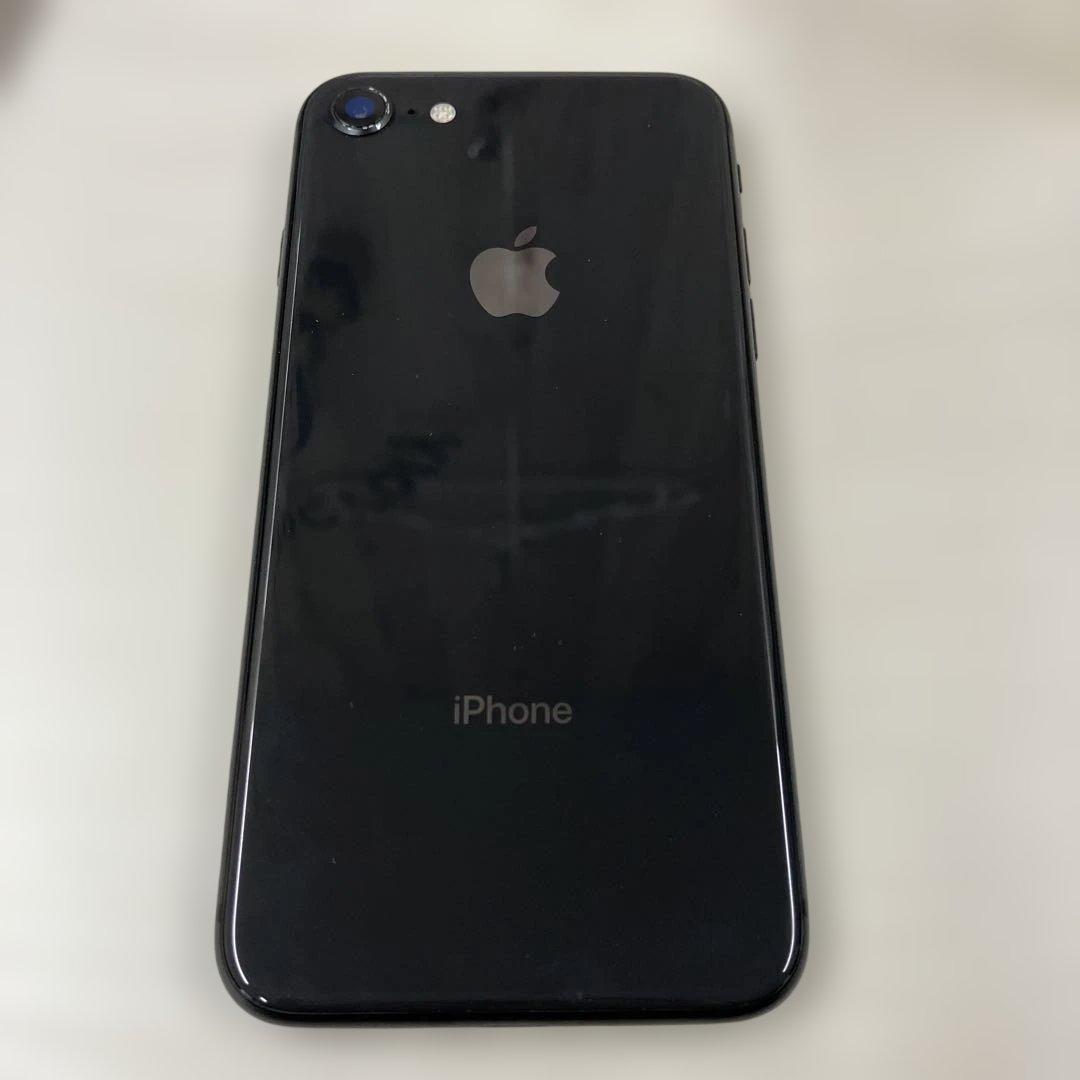 携帯電話本体 Apple iPhone8 64GB