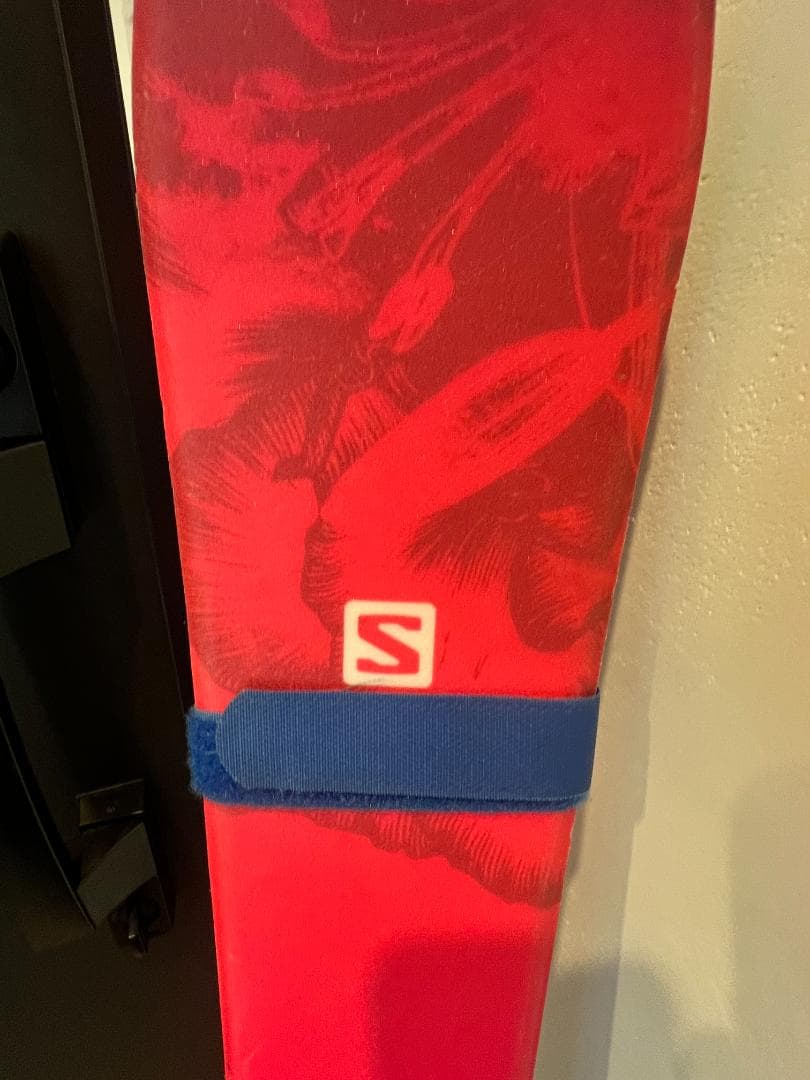 Salomon Lux ジュニア用スキー板 130cm＆NORDICAブーツ