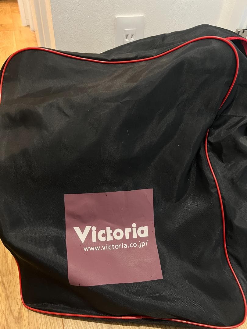 Salomon Lux ジュニア用スキー板 130cm＆NORDICAブーツ