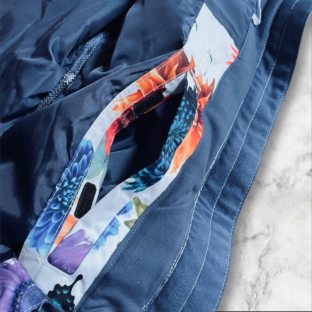 美品✨ロキシー　ROXY 蜷川実花コラボ　スノボジャケット　ホワイト　花柄　総柄