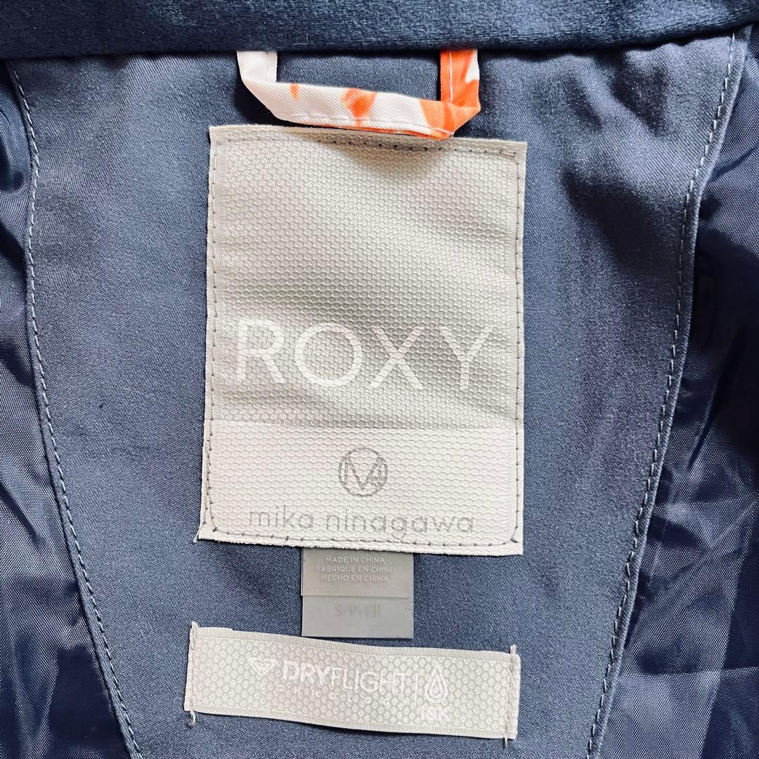 美品✨ロキシー　ROXY 蜷川実花コラボ　スノボジャケット　ホワイト　花柄　総柄