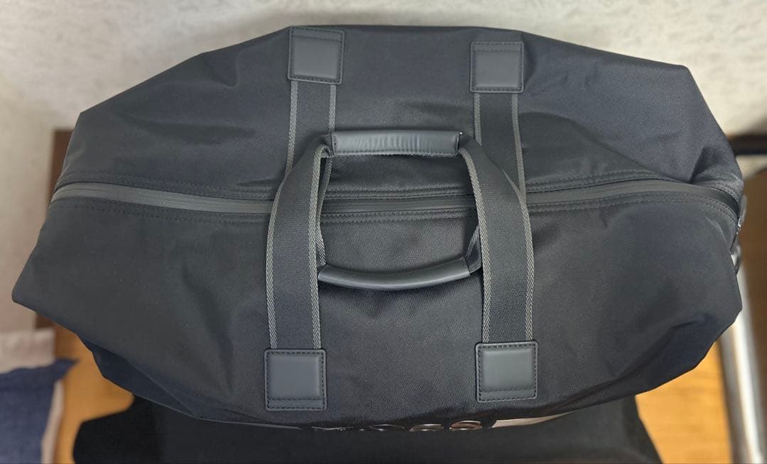 HUGO BOSS ボストンバッグ　ヒューゴ　ボス