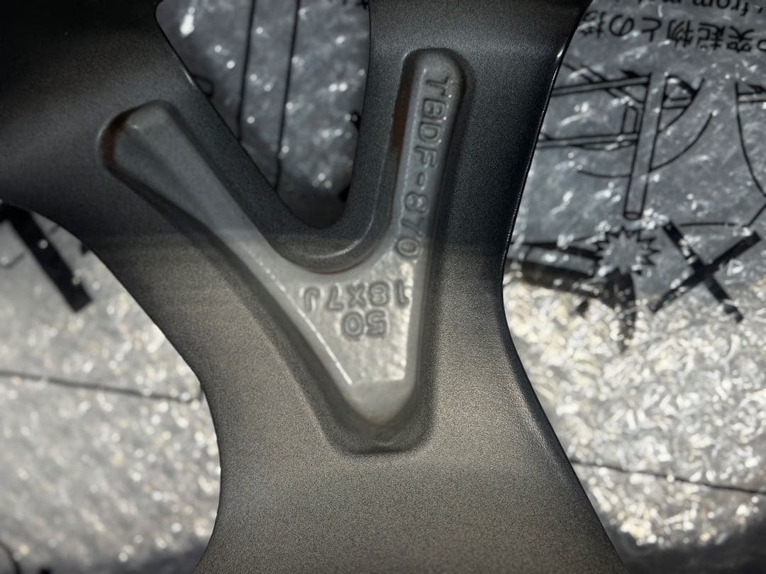 C-HR ハイブリッド　ZYX10 アルミホイール純正品番42611-10360