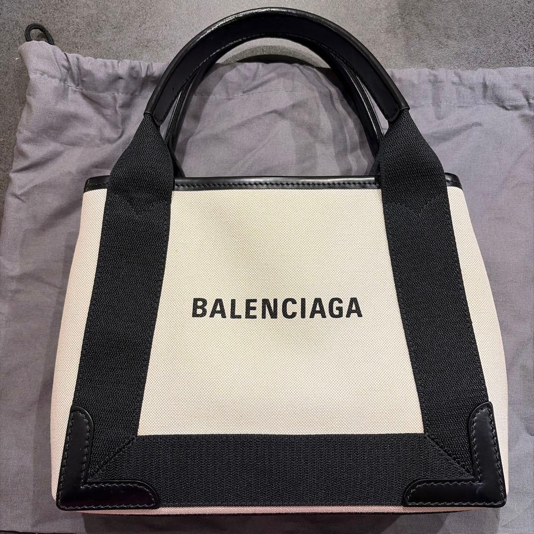 [⭐︎極美品⭐︎]今だけお値下げ！正規品 バレンシアガ カバスXS