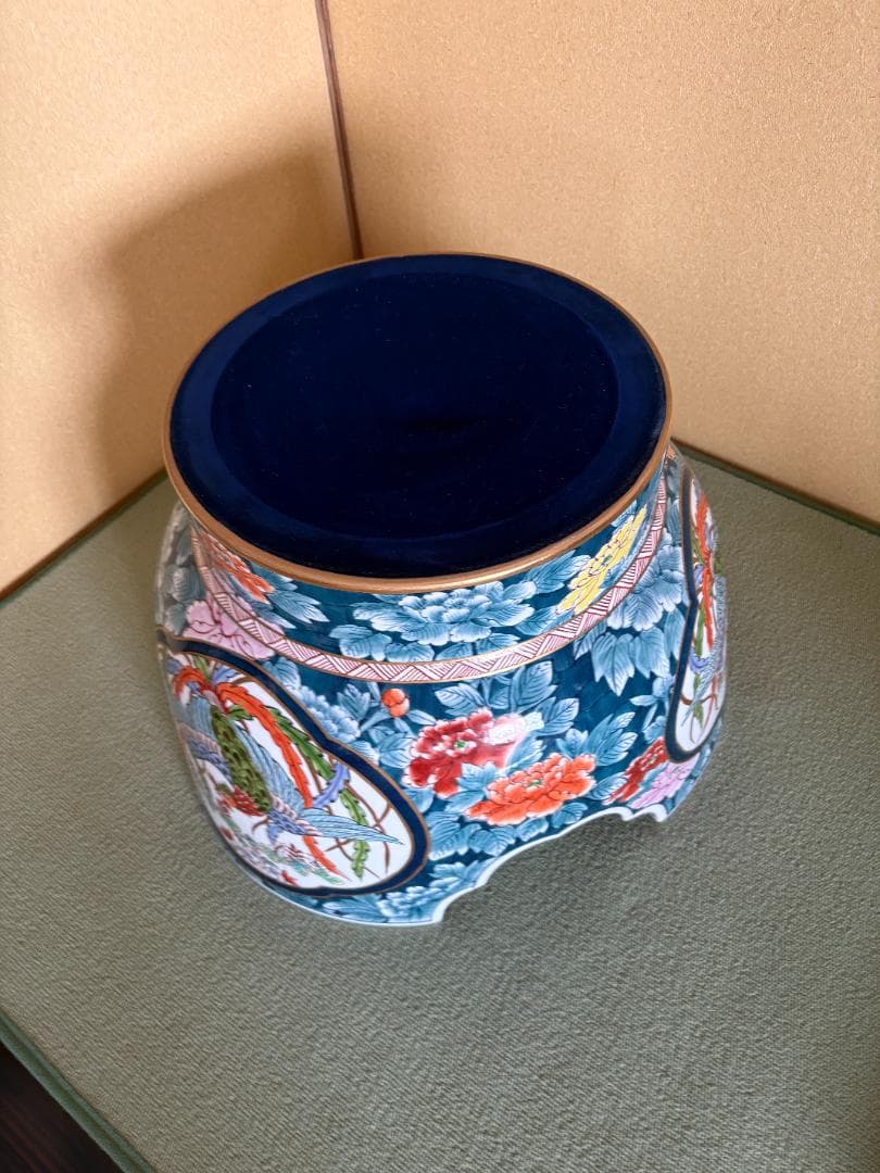 有田焼　光右衛門作　飾り壷　高さ155cm程　落款あり