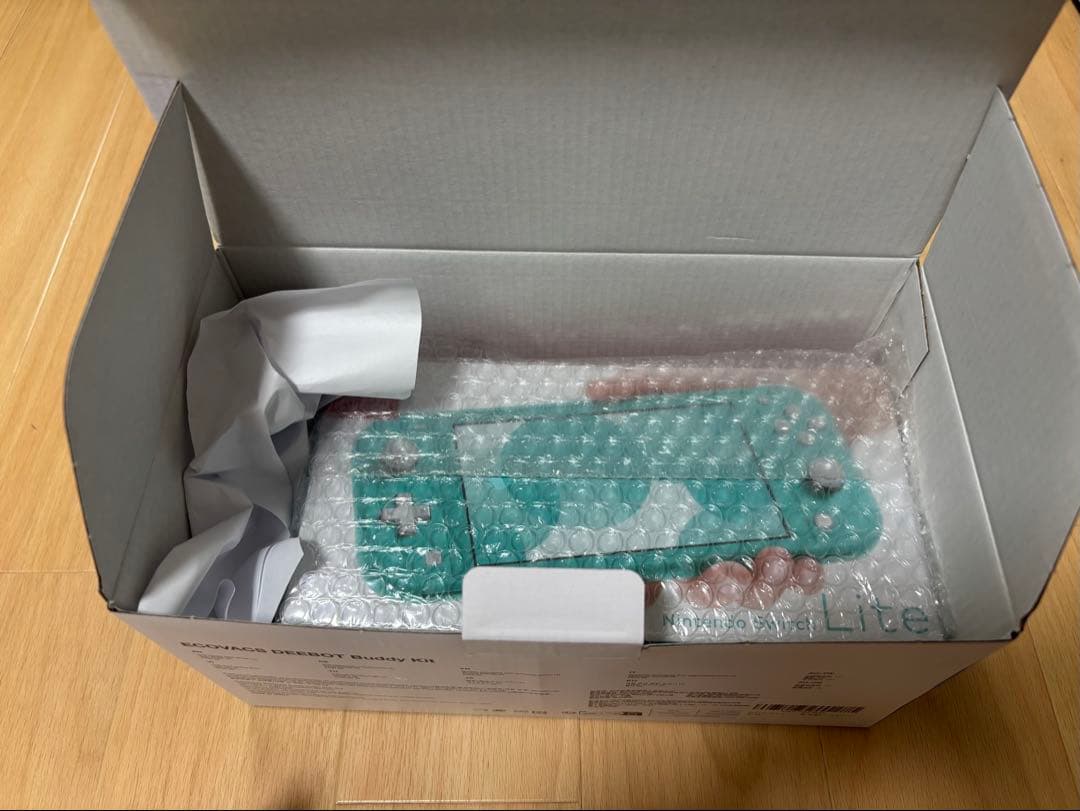 Nintendo Switch Light スイッチライト　本体　2024年製