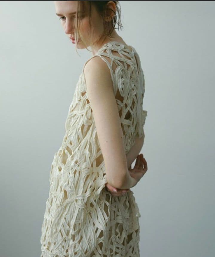 新品未使用 エトレトウキョウ ブレードパターンノースリーブオールインワン M