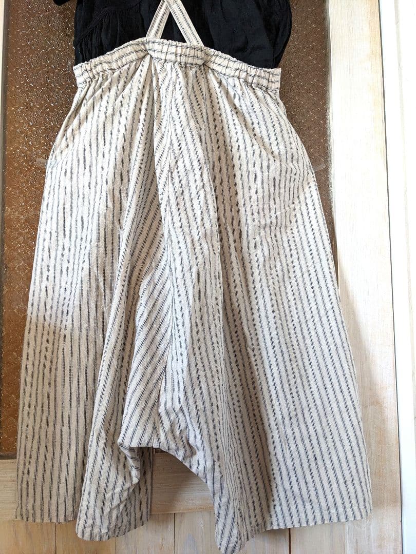 nest Robe ＊ストライプサスペンダー サルエルパンツ 　リネン混　フリー