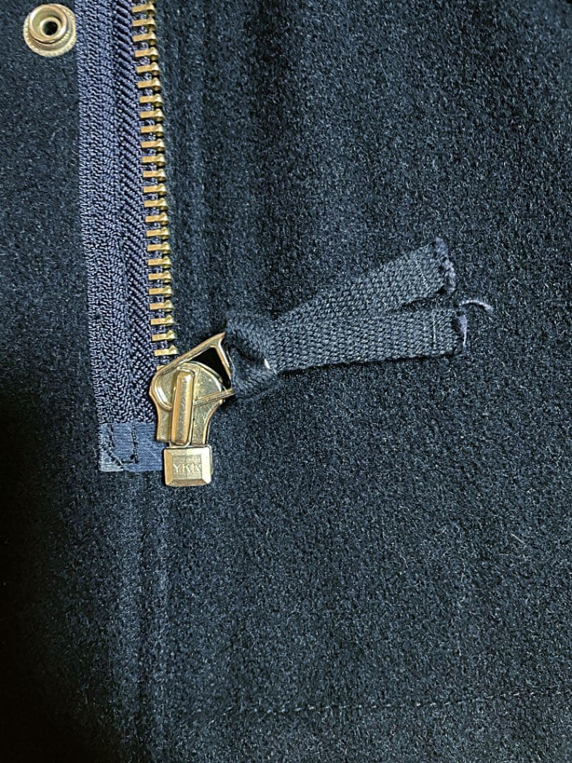 シュープリーム　メンズコート　フード付き