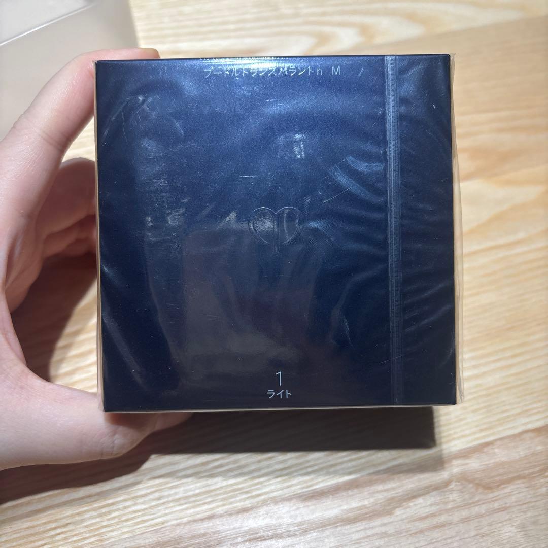 クレ・ド・ポーボーテ プードルトランス パラントn 1ライト 24g