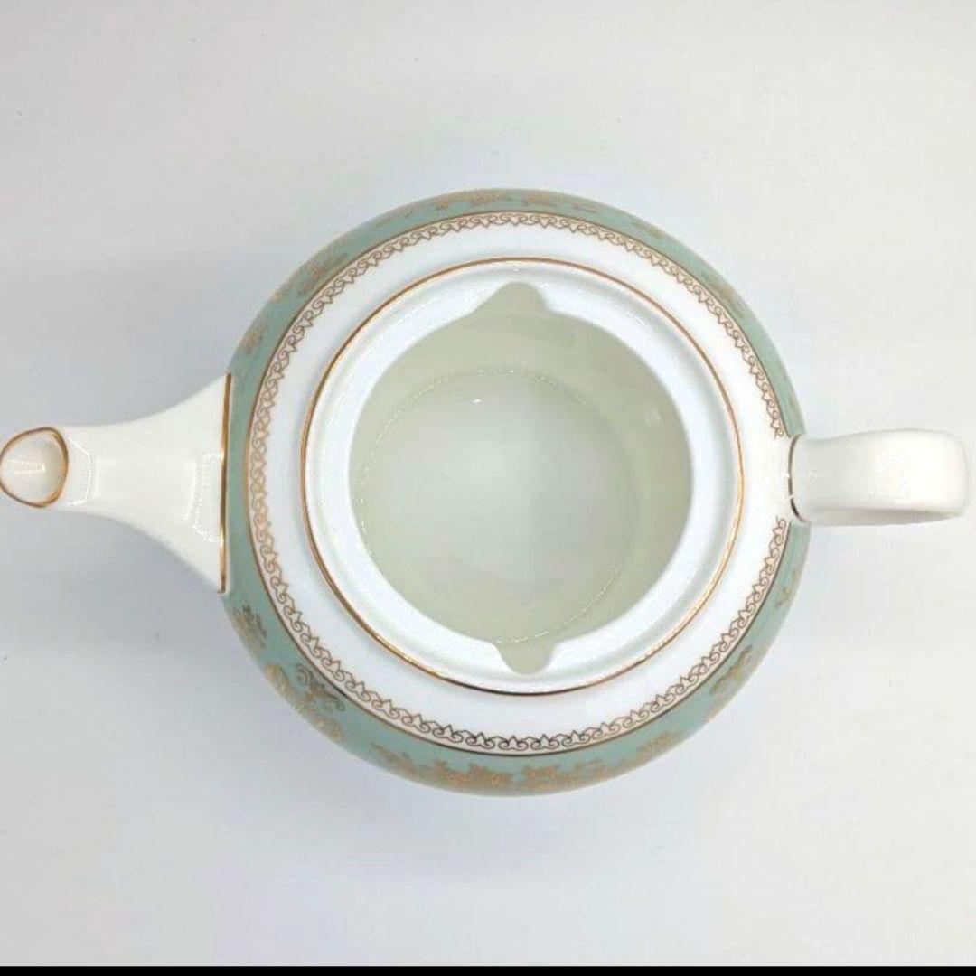 ぎゅな☺︎　コロンビアセージグリーン　ポット・皿・クリーマー　3点セット