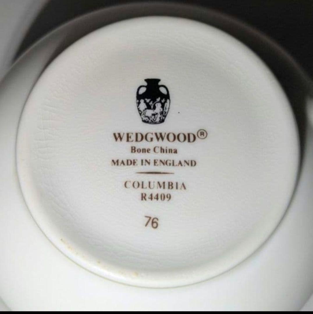 ぎゅな☺︎　コロンビアセージグリーン　ポット・皿・クリーマー　3点セット