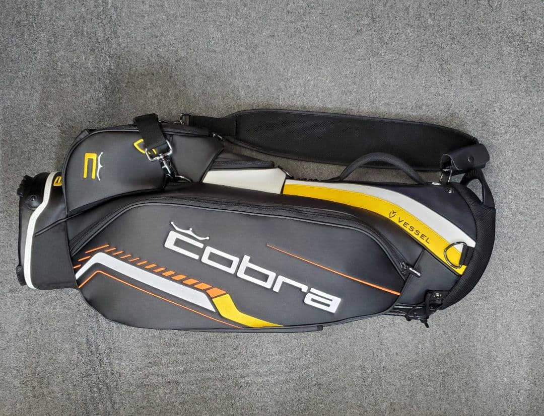 Cobra Vessel キャディバッグ 黒/黄