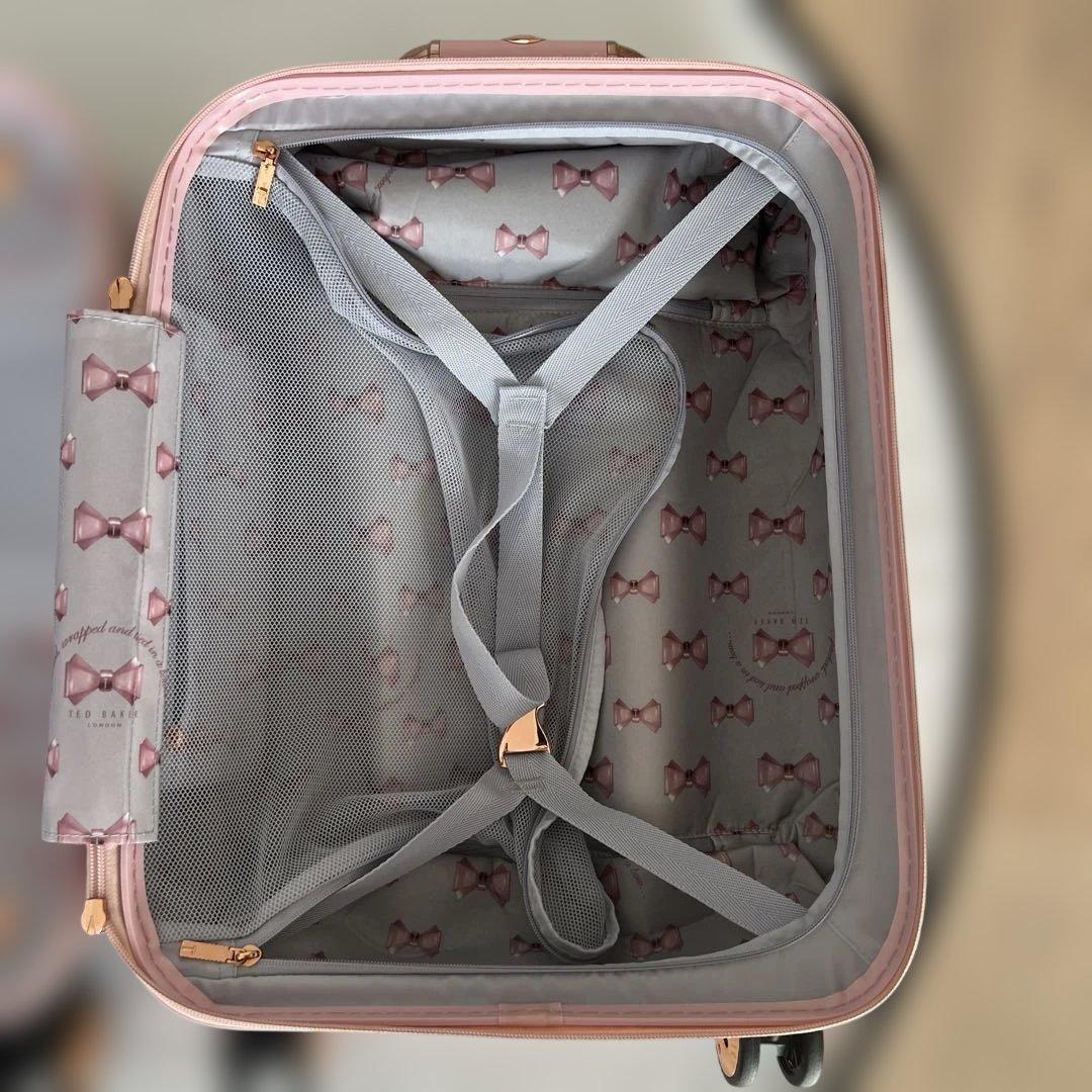 TED BAKER キャリーバッグ ピンク　機内持込スーツケース