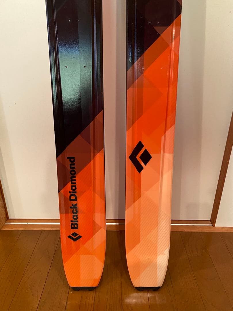 t*y様 つ*ん様 値下 Megawatt ブラックダ