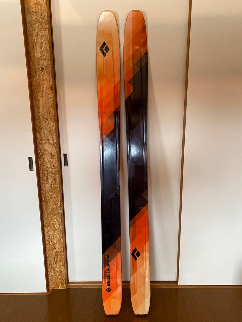 t*y様 つ*ん様 値下 Megawatt ブラックダ