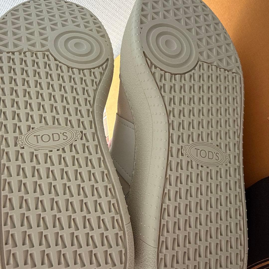 ラスト1点　TOD'Sレザースニーカー ホワイト/ブラウン　36新品