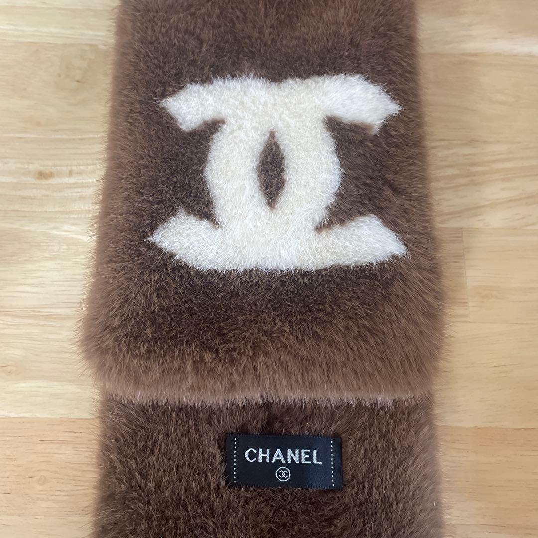 た*こ様 CHANEL ブラウン ロゴ入りマフラー