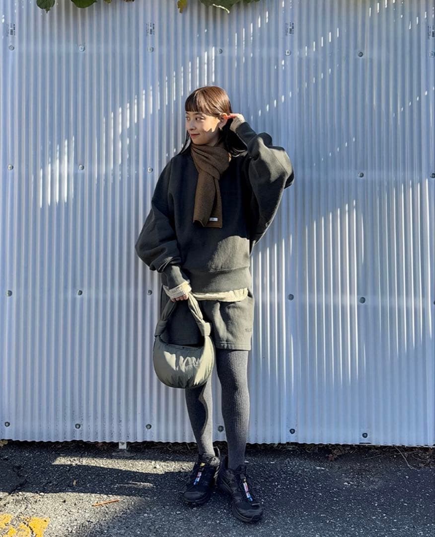 CHAMPION×HOLIDAY REVERSE WEAVE CREW